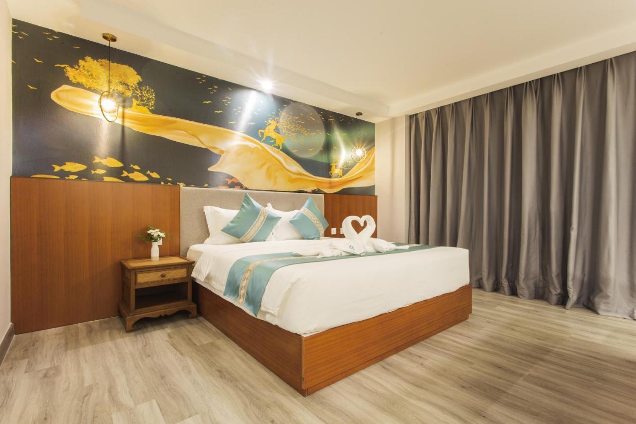 Thapae Twins Hotel Chiang Mai Eksteriør billede
