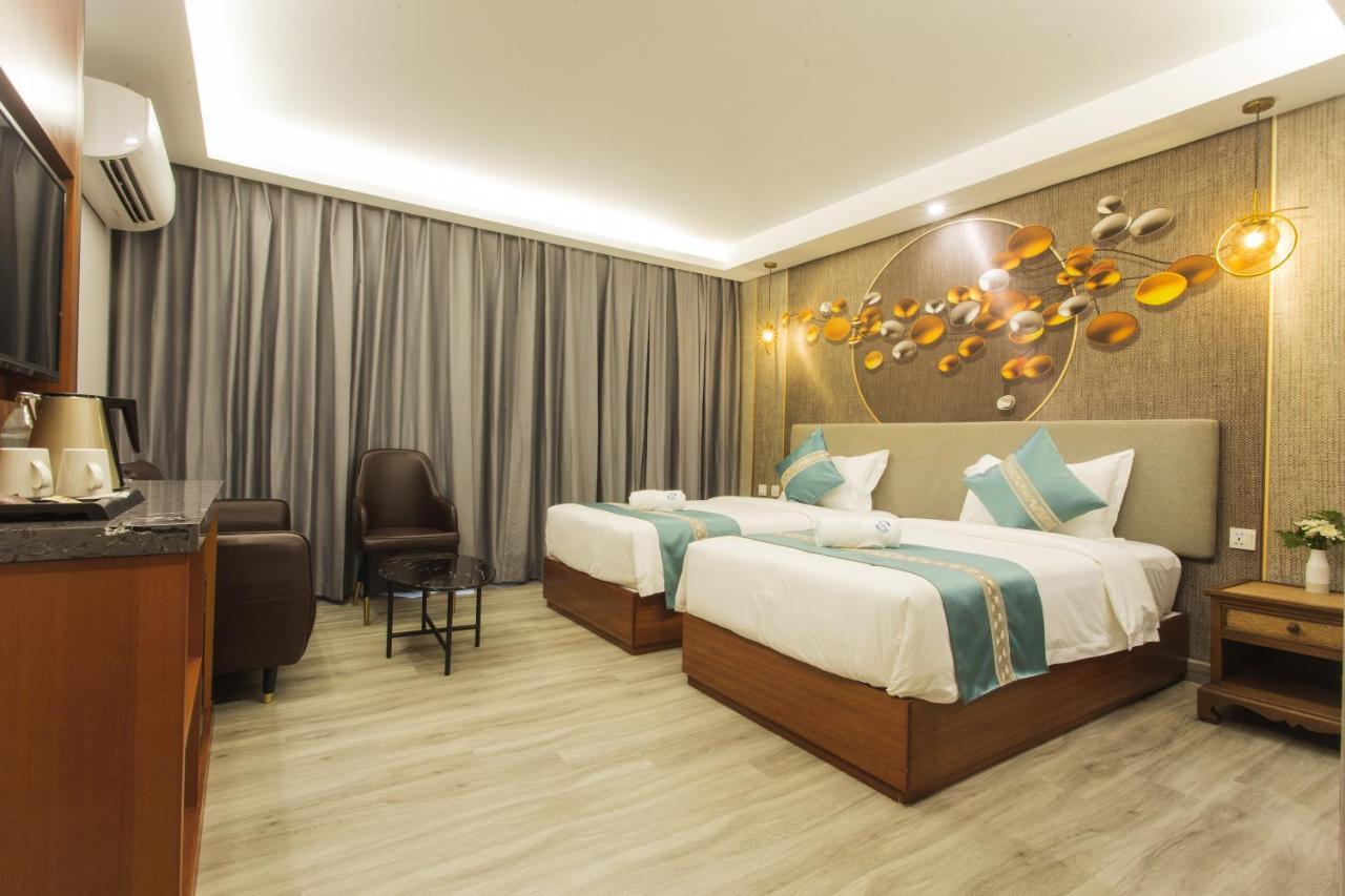 Thapae Twins Hotel Chiang Mai Eksteriør billede